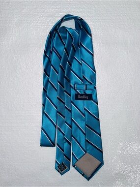 Wembley Teal and Navy Diagonal Stripe Tie